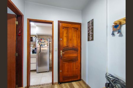 Apartamento à venda com 70m², 3 quartos e 1 vaga Apartamento à venda com 70m², 3 quartos e 1 vagaEntrada