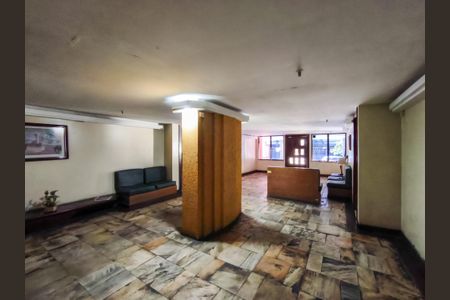 Apartamento à venda com 70m², 3 quartos e 1 vaga Apartamento à venda com 70m², 3 quartos e 1 vagaFachada e portaria