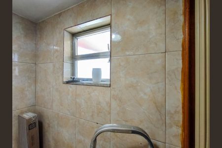 Apartamento à venda com 70m², 3 quartos e 1 vaga Apartamento à venda com 70m², 3 quartos e 1 vagaBanheiro da Suíte