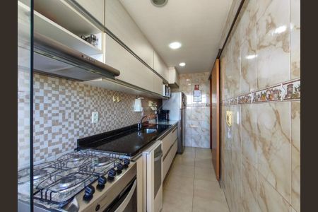 Apartamento à venda com 70m², 3 quartos e 1 vaga Apartamento à venda com 70m², 3 quartos e 1 vagaCozinha