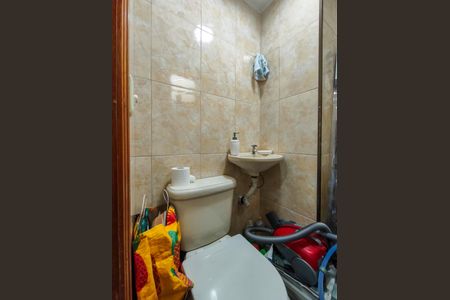 Apartamento à venda com 70m², 3 quartos e 1 vaga Apartamento à venda com 70m², 3 quartos e 1 vagaBanheiro da Suíte