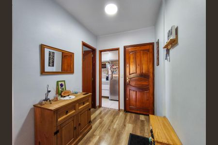 Apartamento à venda com 70m², 3 quartos e 1 vaga Apartamento à venda com 70m², 3 quartos e 1 vagaSala