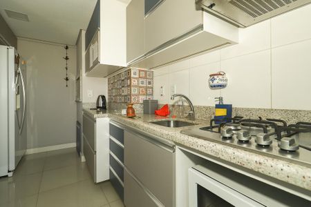 Apartamento à venda com 76m², 2 quartos e 1 vaga Apartamento à venda com 76m², 2 quartos e 1 vagaCozinha