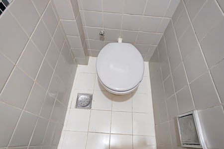 Apartamento à venda com 77m², 3 quartos e 1 vagabanheiro de serviço