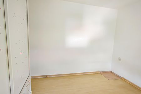 Apartamento à venda com 77m², 3 quartos e 1 vagaquarto 2