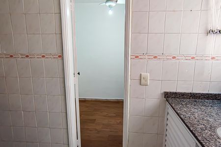 Apartamento à venda com 77m², 3 quartos e 1 vagacozinha e area de serviço