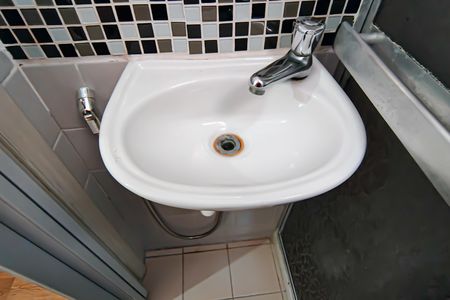 Apartamento à venda com 77m², 3 quartos e 1 vagabanheiro de serviço