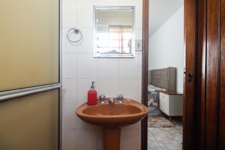 Casa à venda com 176m², 3 quartos e 3 vagas Casa à venda com 176m², 3 quartos e 3 vagasBanheiro Suíte