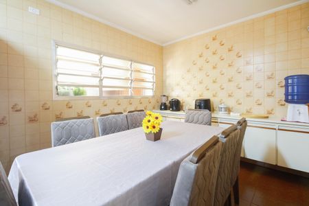 Casa à venda com 176m², 3 quartos e 3 vagas Casa à venda com 176m², 3 quartos e 3 vagasCozinha