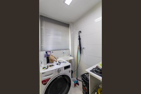 Apartamento para alugar com 37m², 2 quartos e 1 vagaSala/Cozinha/Área de Serviço