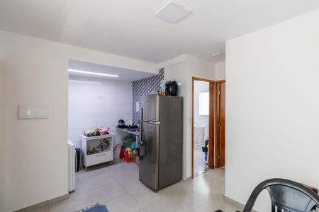 Apartamento para alugar com 37m², 2 quartos e 1 vagaSala/Cozinha/Área de Serviço