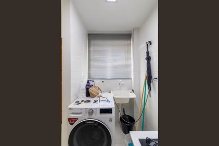 Apartamento para alugar com 37m², 2 quartos e 1 vagaSala/Cozinha/Área de Serviço
