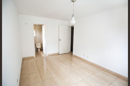 Apartamento à venda com 230m², 4 quartos e 2 vagas Apartamento à venda com 230m², 4 quartos e 2 vagasQuarto