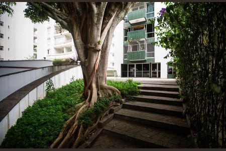 Apartamento à venda com 230m², 4 quartos e 2 vagas Apartamento à venda com 230m², 4 quartos e 2 vagasFachada do Prédio