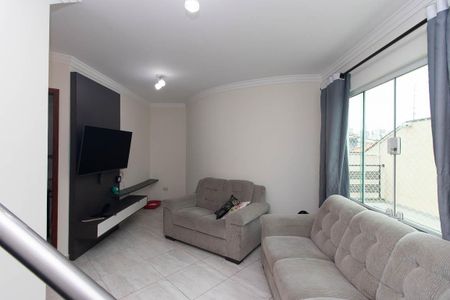 Casa de condomínio à venda com 79m², 2 quartos e 2 vagasSala