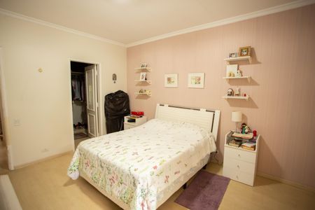 Casa à venda com 360m², 4 quartos e 3 vagasSuíte 3