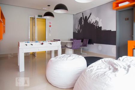 Apartamento à venda com 60m², 2 quartos e 1 vaga Apartamento à venda com 60m², 2 quartos e 1 vagaÁrea comum - Salão de Jogos