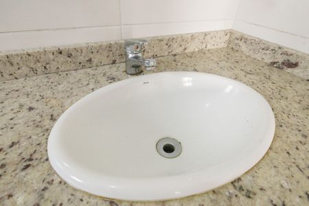 Apartamento à venda com 57m², 2 quartos e 1 vaga Apartamento à venda com 57m², 2 quartos e 1 vagaBanheiro do Quarto 2