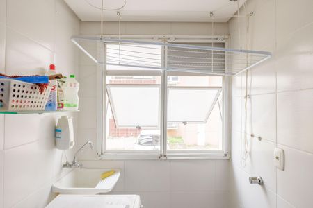 Apartamento à venda com 57m², 2 quartos e 1 vaga Apartamento à venda com 57m², 2 quartos e 1 vagaCozinha e Área de Serviço