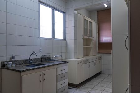 Apartamento à venda com 195m², 4 quartos e 2 vagas Apartamento à venda com 195m², 4 quartos e 2 vagasCozinha
