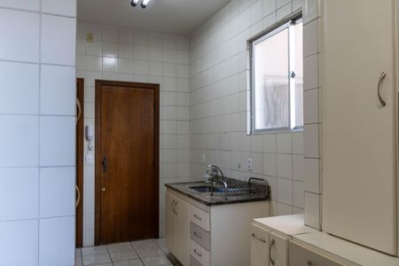 Apartamento à venda com 195m², 4 quartos e 2 vagas Apartamento à venda com 195m², 4 quartos e 2 vagasCozinha