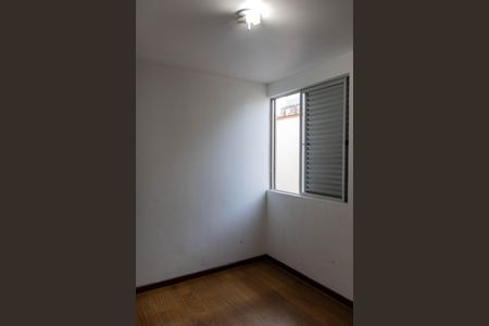 Apartamento à venda com 195m², 4 quartos e 2 vagas Apartamento à venda com 195m², 4 quartos e 2 vagasQuarto 3
