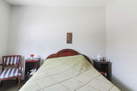 Casa à venda com 130m², 3 quartos e 2 vagasQuarto