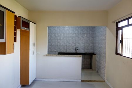Casa à venda com 290m², 5 quartos e 2 vagas Casa à venda com 290m², 5 quartos e 2 vagasCozinha