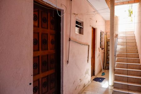 Casa à venda com 290m², 5 quartos e 2 vagas Casa à venda com 290m², 5 quartos e 2 vagasCasa 2