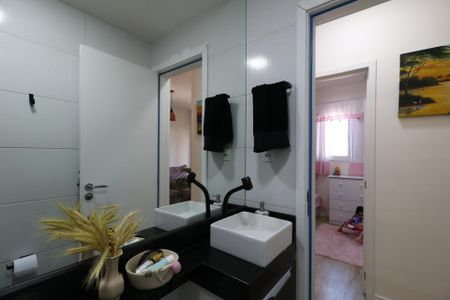 Apartamento à venda com 60m², 2 quartos e 2 vagasBanheiro Social