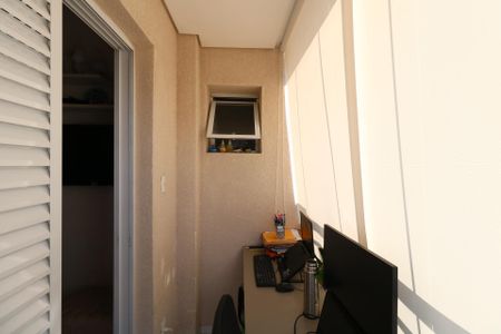 Apartamento à venda com 60m², 2 quartos e 2 vagasVaranda da Suíte