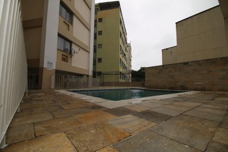 Apartamento à venda com 115m², 2 quartos e 1 vagaÁrea comum - Piscina