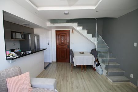 Apartamento à venda com 115m², 2 quartos e 1 vagaSala