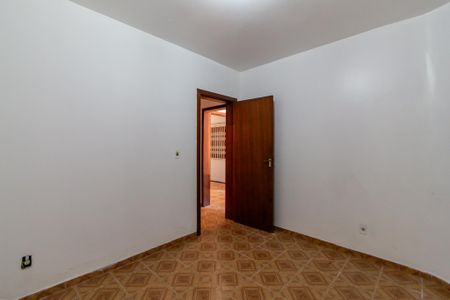 Casa à venda com 250m², 3 quartos e 4 vagas Casa à venda com 250m², 3 quartos e 4 vagasQuarto 1