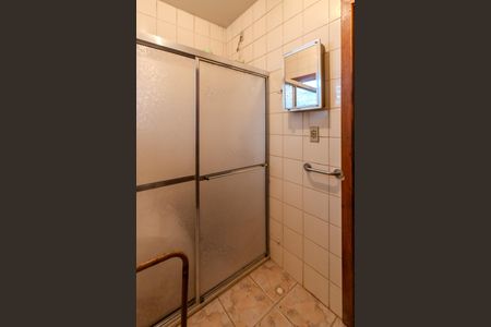 Casa à venda com 250m², 3 quartos e 4 vagas Casa à venda com 250m², 3 quartos e 4 vagasBanheiro da Suíte