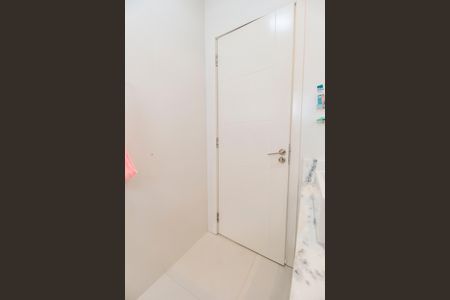 Casa de condomínio para alugar com 672m², 5 quartos e 6 vagas Casa de condomínio para alugar com 672m², 5 quartos e 6 vagasBanheiro da Suíte 2