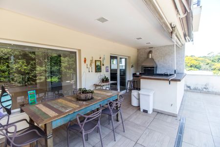 Casa de condomínio para alugar com 672m², 5 quartos e 6 vagas Casa de condomínio para alugar com 672m², 5 quartos e 6 vagasÁrea gourmet