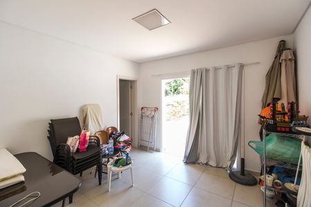 Casa de condomínio para alugar com 672m², 5 quartos e 6 vagas Casa de condomínio para alugar com 672m², 5 quartos e 6 vagasDepósito 2