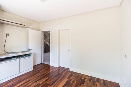 Casa de condomínio para alugar com 672m², 5 quartos e 6 vagas Casa de condomínio para alugar com 672m², 5 quartos e 6 vagasSuíte 4