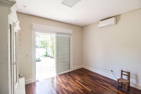 Casa de condomínio para alugar com 672m², 5 quartos e 6 vagas Casa de condomínio para alugar com 672m², 5 quartos e 6 vagasQuarto/Escritório