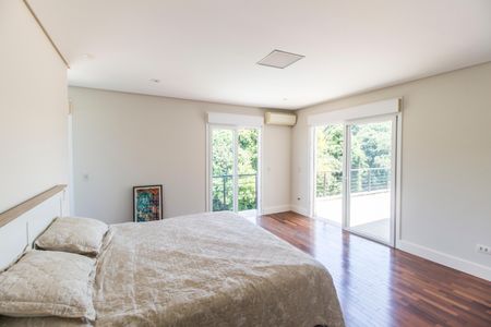 Casa de condomínio para alugar com 672m², 5 quartos e 6 vagas Casa de condomínio para alugar com 672m², 5 quartos e 6 vagasSuíte 1