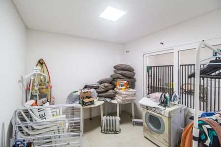 Casa de condomínio para alugar com 672m², 5 quartos e 6 vagas Casa de condomínio para alugar com 672m², 5 quartos e 6 vagasQuarto de Serviço