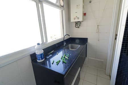 Apartamento para alugar com 116m², 2 quartos e 2 vagas Apartamento para alugar com 116m², 2 quartos e 2 vagasCozinha