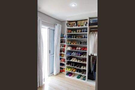 Apartamento à venda com 104m², 3 quartos e 2 vagasCloset da suíte 