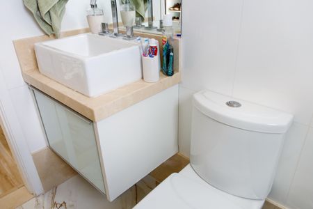 Apartamento à venda com 104m², 3 quartos e 2 vagasBanheiro da Suíte 