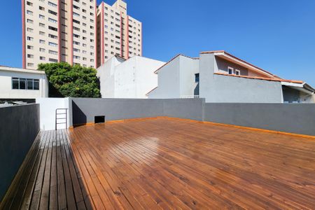 Casa à venda com 247m², 3 quartos e 5 vagas Casa à venda com 247m², 3 quartos e 5 vagasSolário