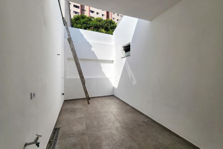 Casa à venda com 247m², 3 quartos e 5 vagas Casa à venda com 247m², 3 quartos e 5 vagasÁrea Externa