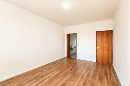 Casa à venda com 247m², 3 quartos e 5 vagas Casa à venda com 247m², 3 quartos e 5 vagasSuíte 1