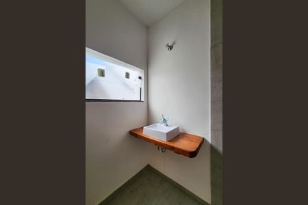 Casa à venda com 247m², 3 quartos e 5 vagas Casa à venda com 247m², 3 quartos e 5 vagasLavabo