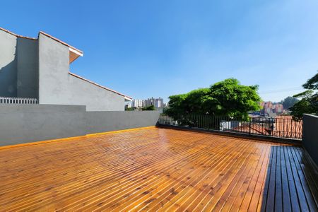 Casa à venda com 247m², 3 quartos e 5 vagas Casa à venda com 247m², 3 quartos e 5 vagasSolário